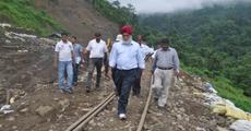 N F Railway GM inspects Hill Section