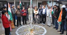  Tricolor hoisted at press club