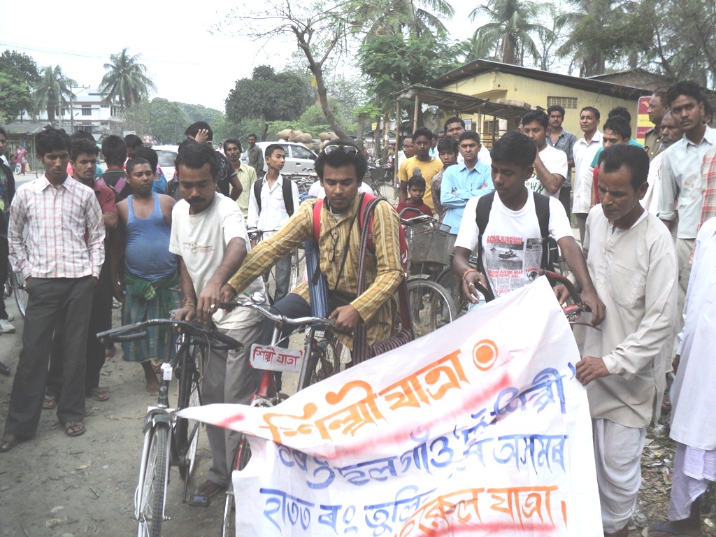 Shilpi Jatra by young artistes