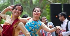 Bihu enthralls Assamese crowd in North Delhi