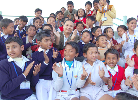 Manas Robin at children's conference